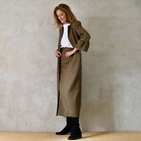 the delany coat in green-orange tiger eye tweed image 0
