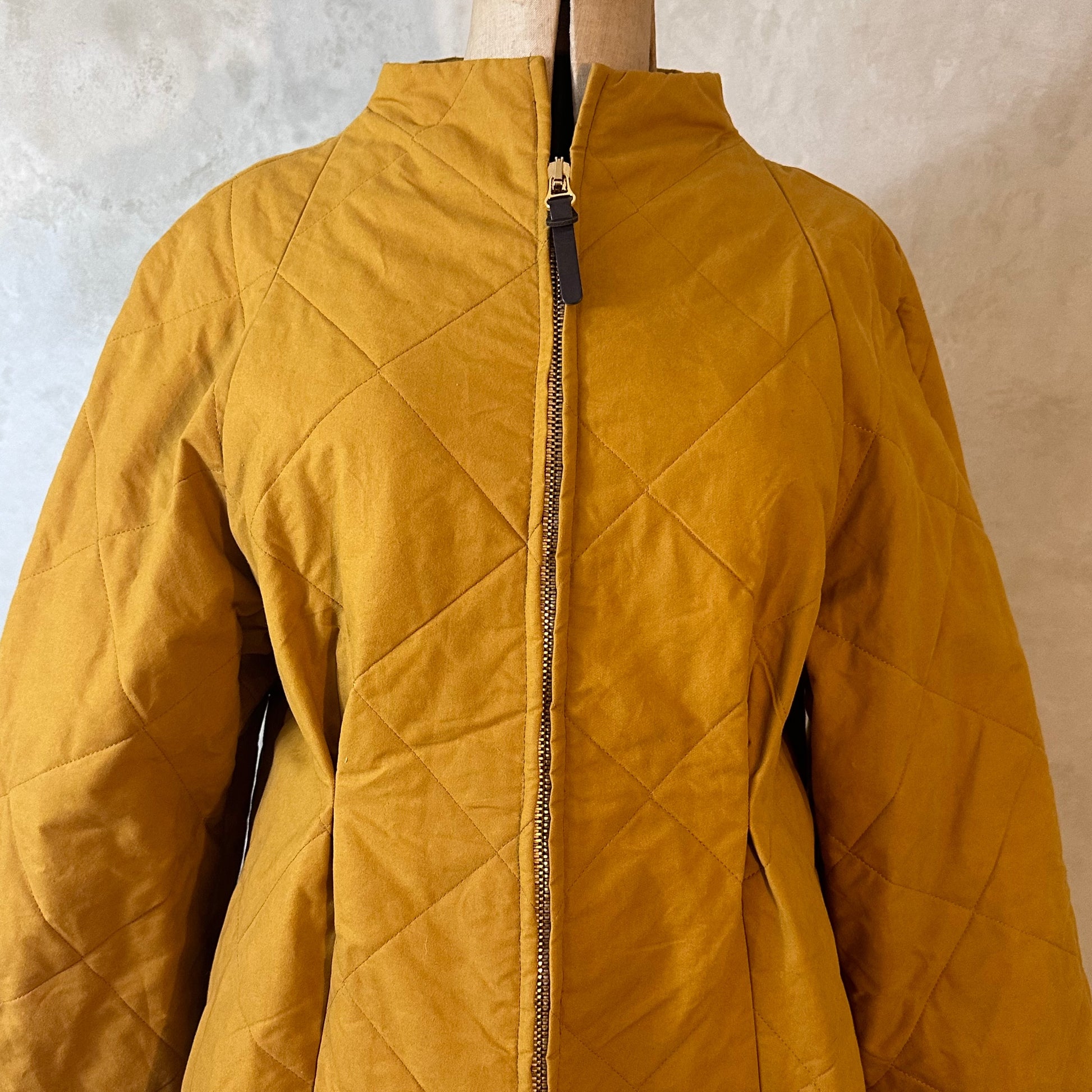 the quilted frink in cumin image 9