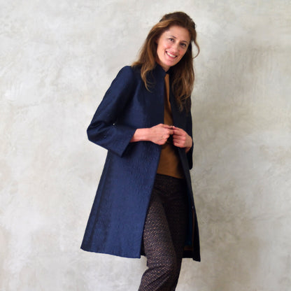 the garnett coat in dark navy bubble brocade image 7
