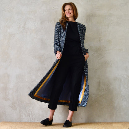 the biffin in blue-black basketweave bouclé image 7