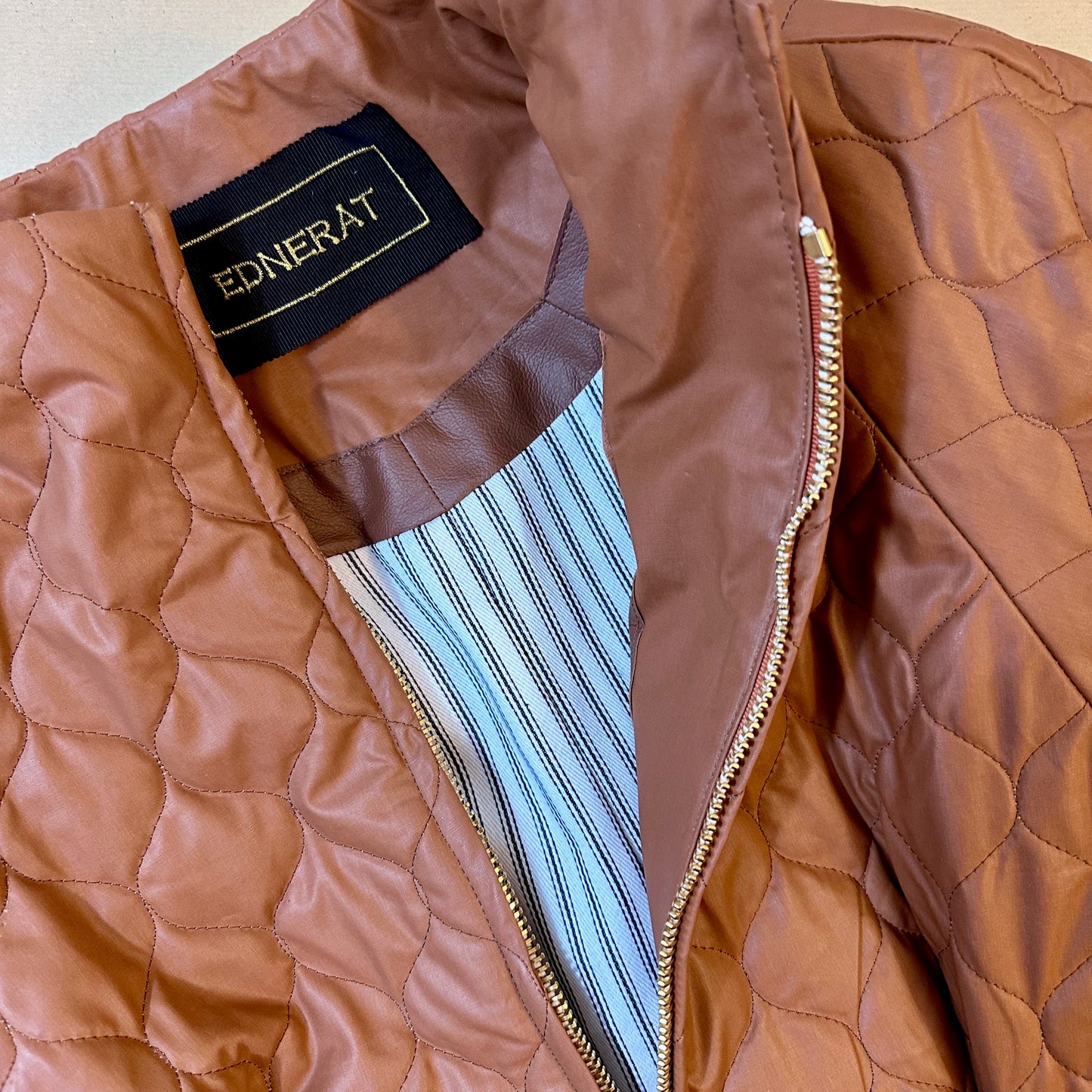 the quilted frink in tobacco image 11