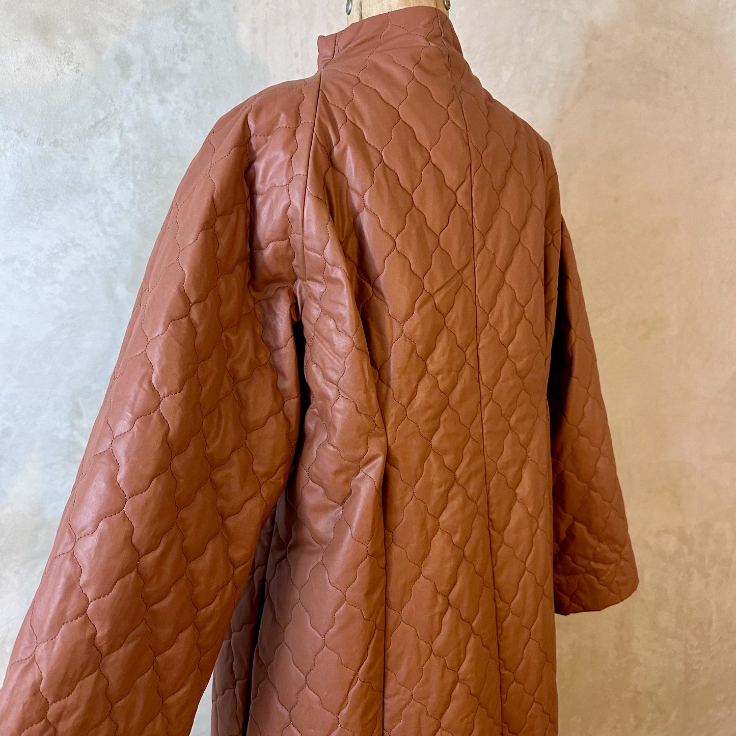 the quilted frink in tobacco image 10