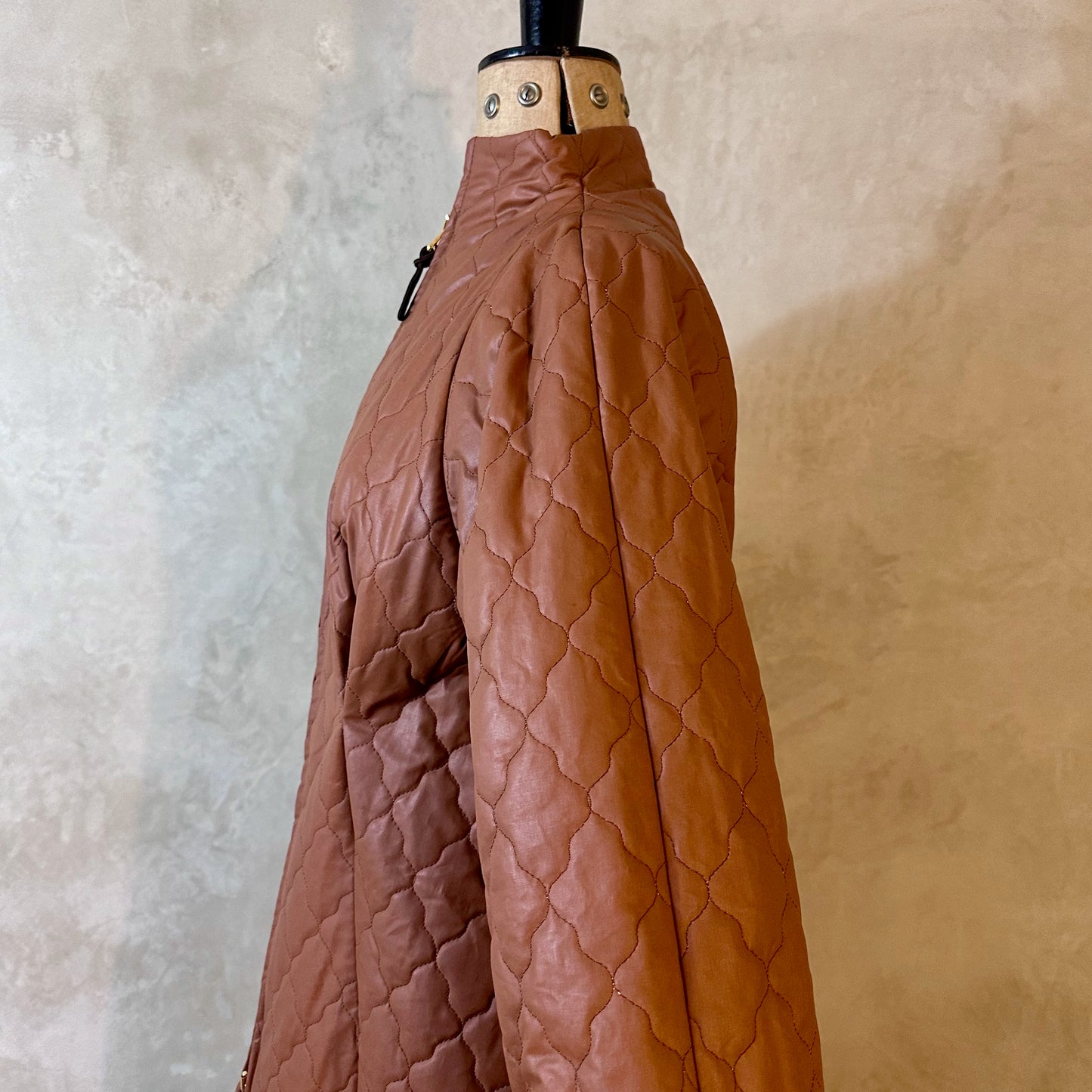 the quilted frink in tobacco image 8