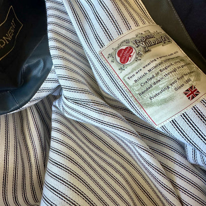 the quilted frink in navy image 4