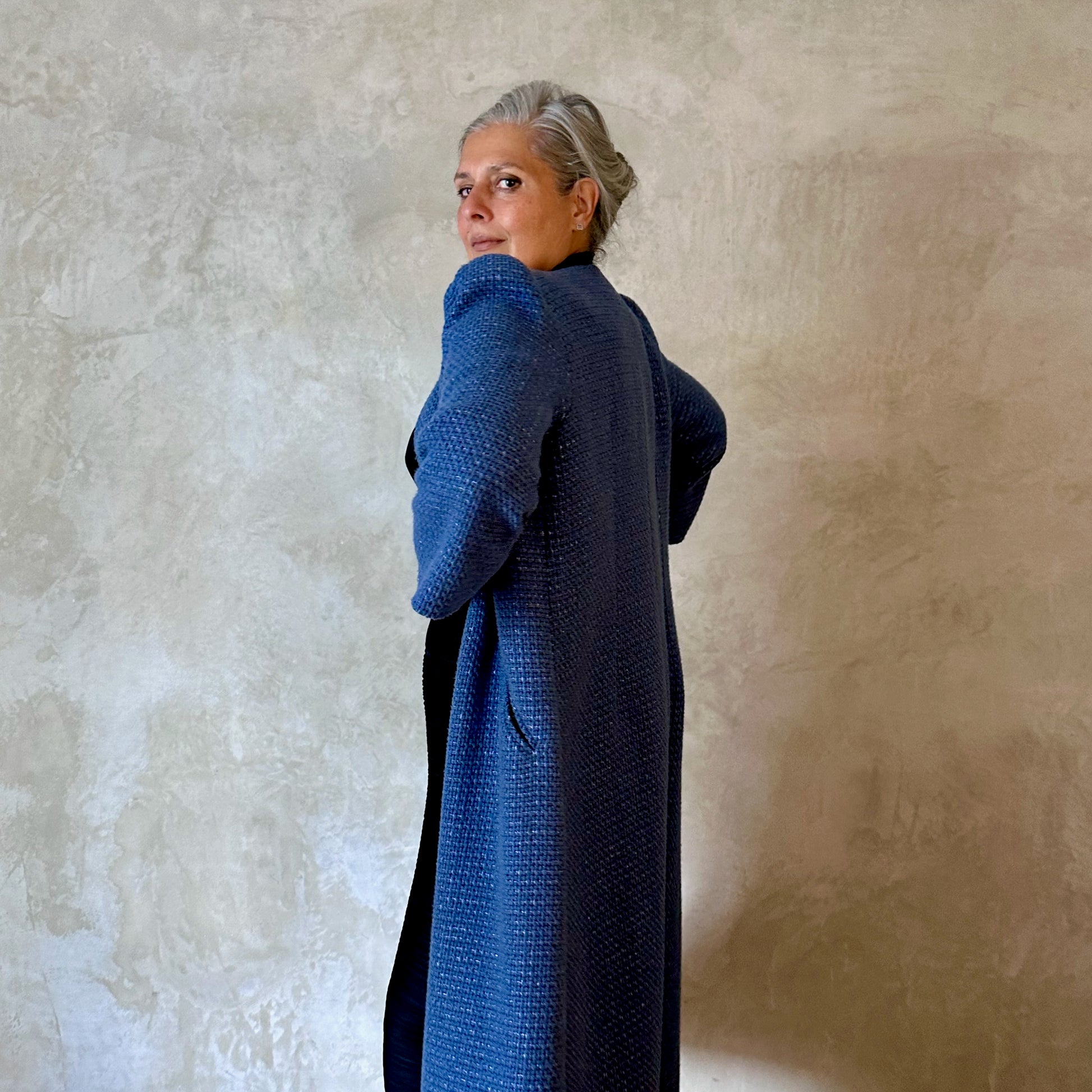 the burlison in iridescent blue boucle image 2